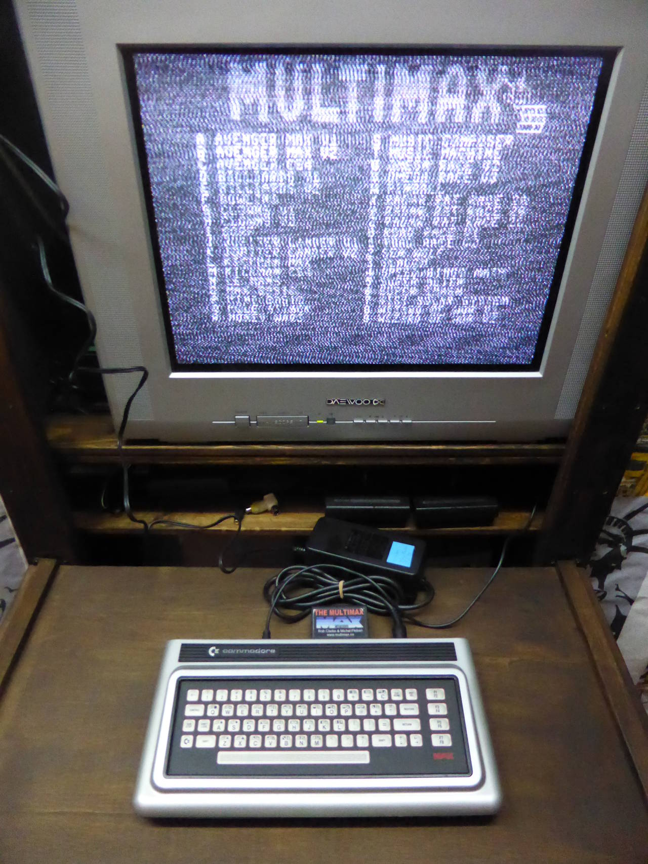 CommodoreMaxMachine-alboran70-04.jpg