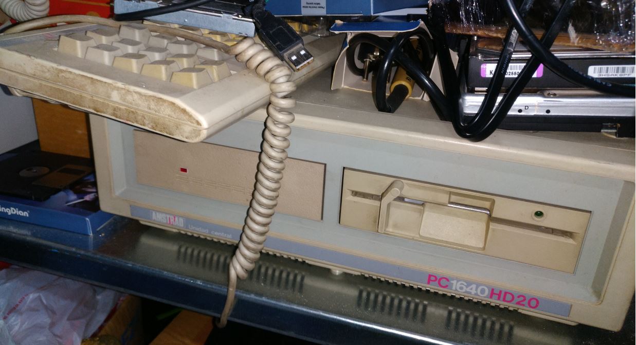 Amstrad PC1640.JPG